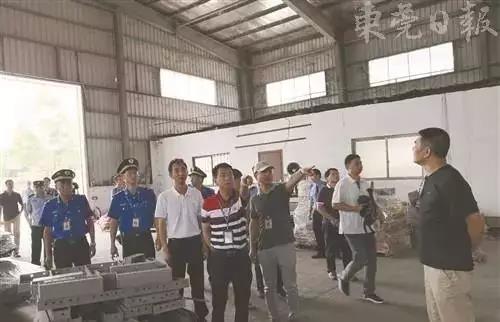 環(huán)保執(zhí)法人員深入企業(yè)督導藍天保衛(wèi)戰(zhàn)措施落實情況 環(huán)保執(zhí)法人員深入企業(yè)督導藍天保衛(wèi)戰(zhàn)措施落實情況